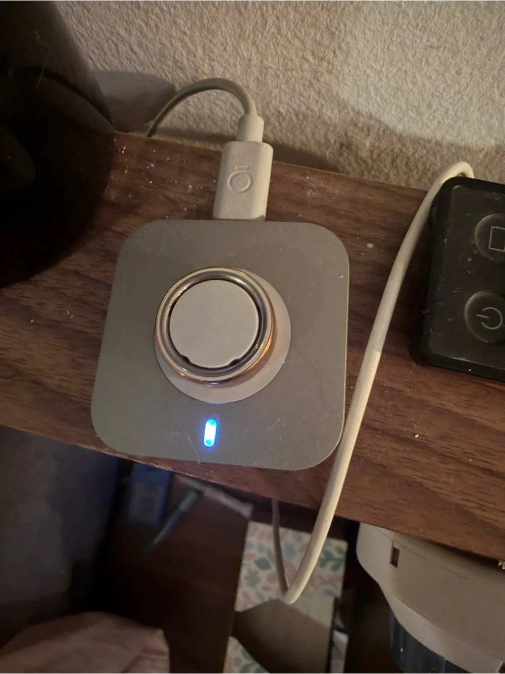 Oura Ring 4 in rose gold